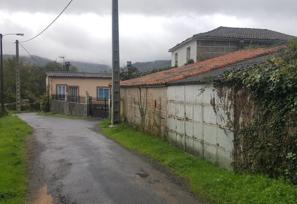  till salu hus Carracedo Ourense 5