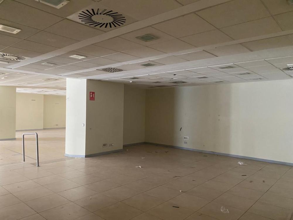  till salu lokal Ronda Vega De Granada 2