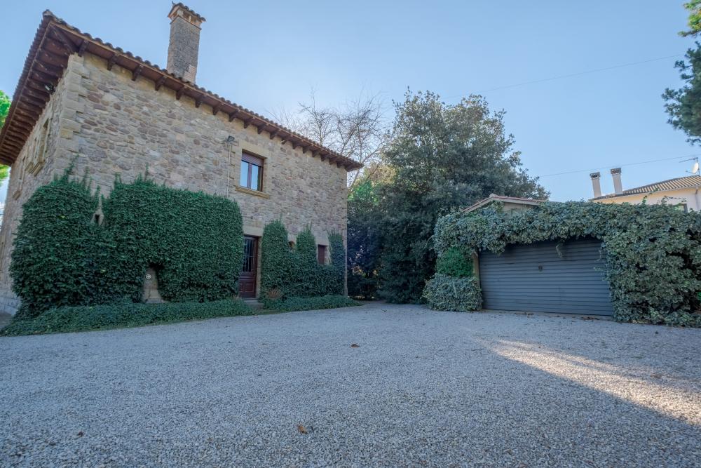  till salu hus på landet Tona Osona 5