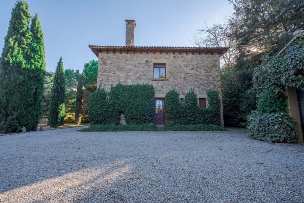  till salu hus på landet Tona Osona 4
