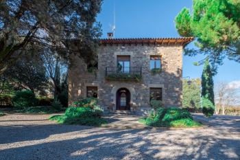 Tona Osona hus på landet foto 5192397