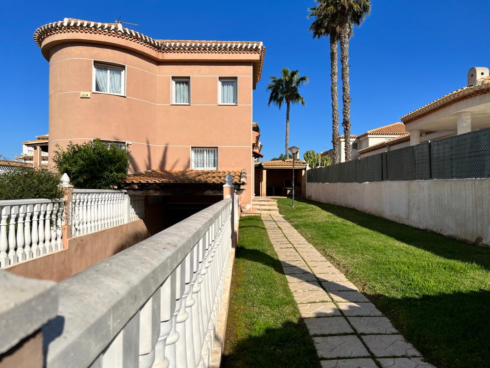  till salu villa Orihuela Costa Baix Segura 23