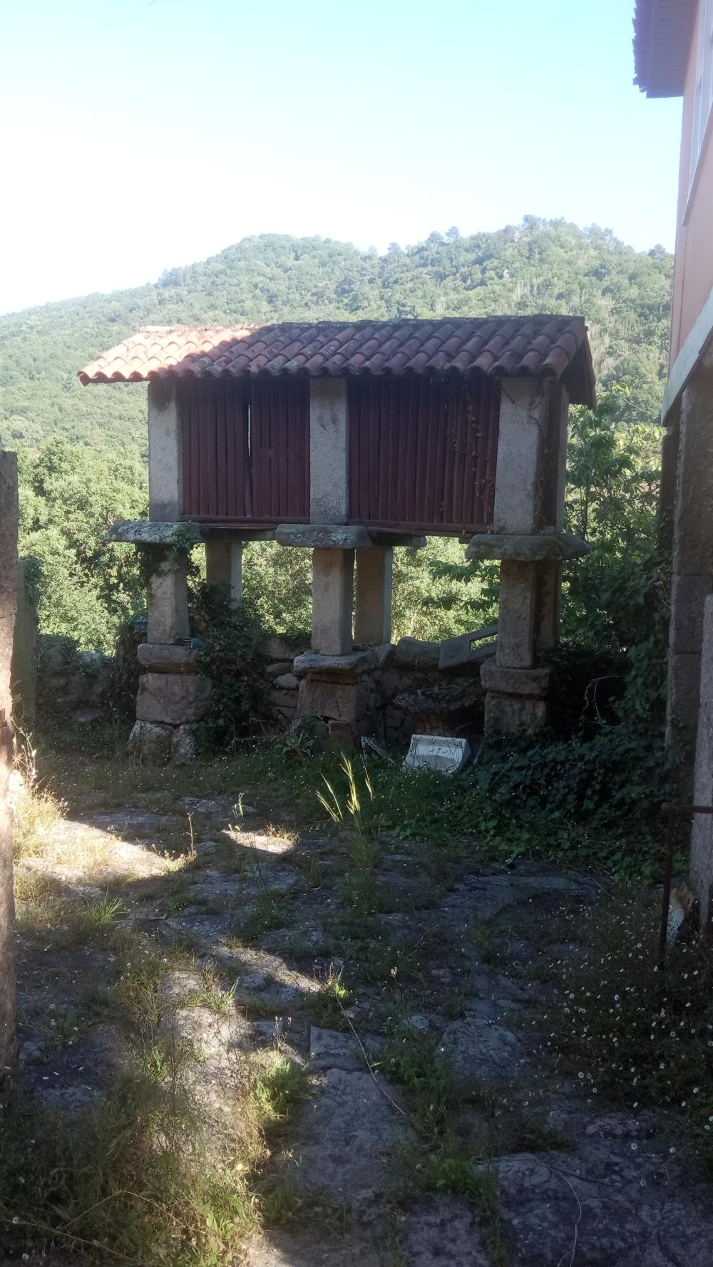  till salu hus Untes Ourense 26