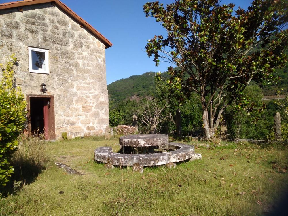  till salu hus Untes Ourense 24
