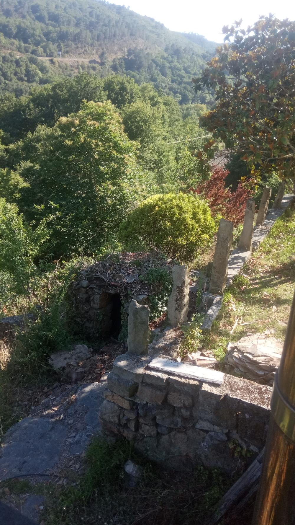  till salu hus Untes Ourense 6