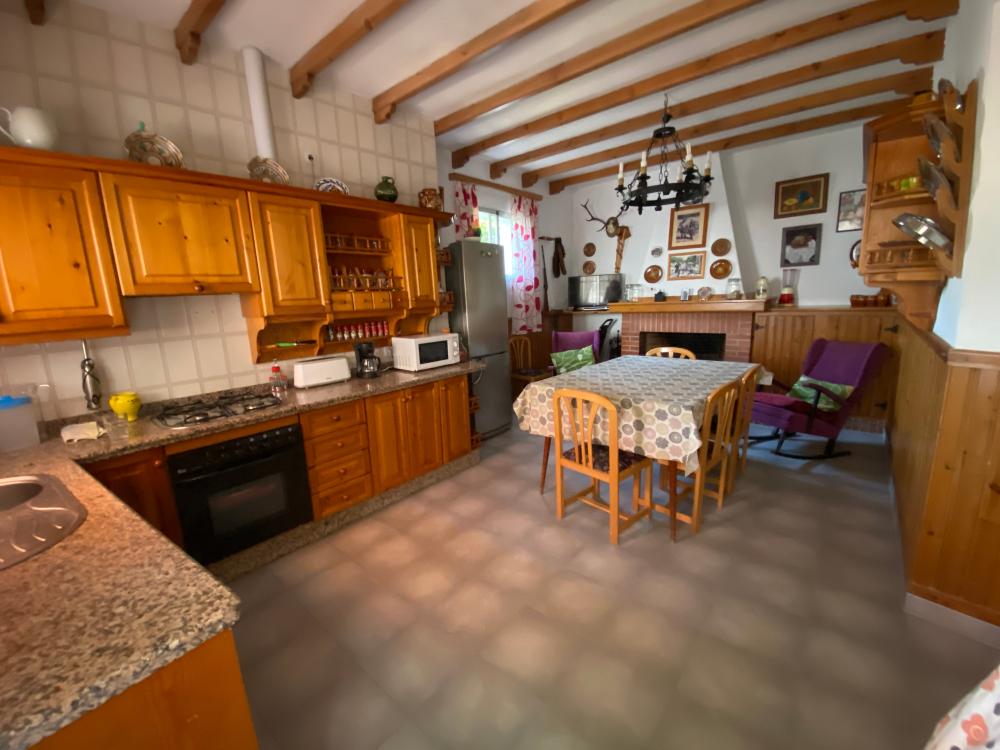  till salu hus El Pedroso Sierra Norte 16