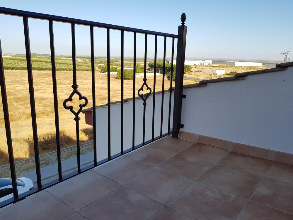  till salu radhus Burguillos Vega Del Guadalquivir 43