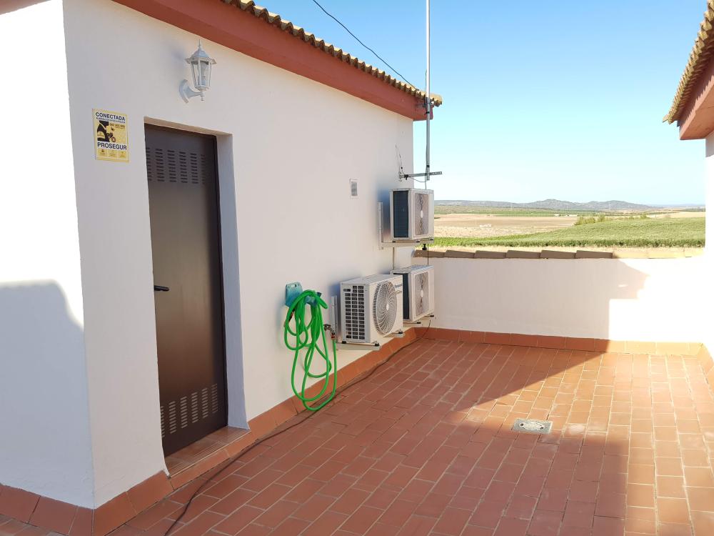  till salu radhus Burguillos Vega Del Guadalquivir 40