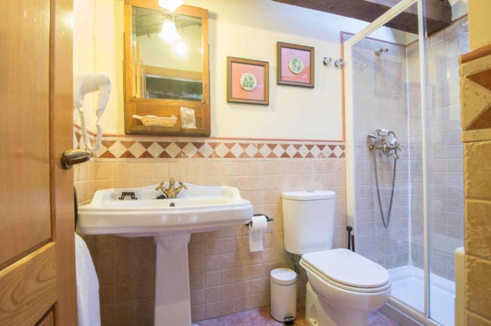  till salu hotell Monfero Eume 28
