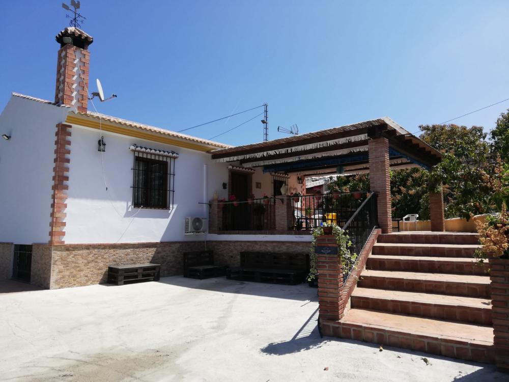  till salu villa Benamocarra Axarquía 5
