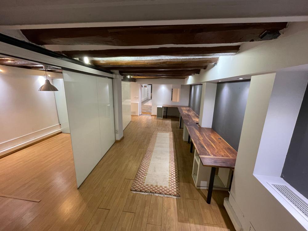  till salu bottenvåning Eixample-Sant Antoni Barcelonès 6