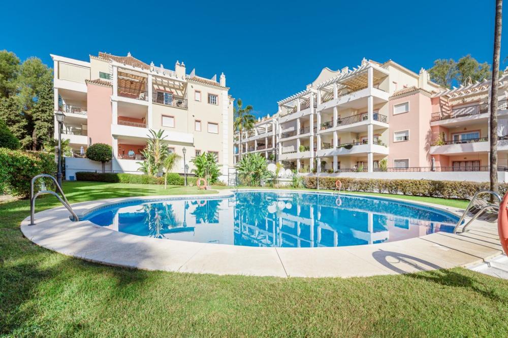  till salu lägenhet Nueva Andalucía Costa Del Sol Occidental 3