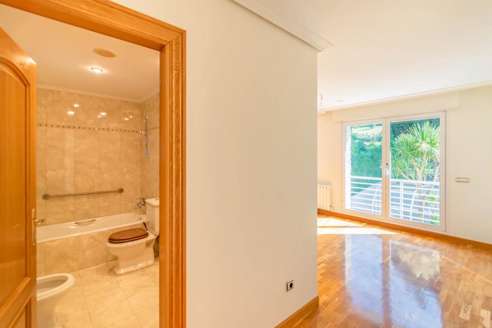  till salu villa Gorráiz Pamplona 25
