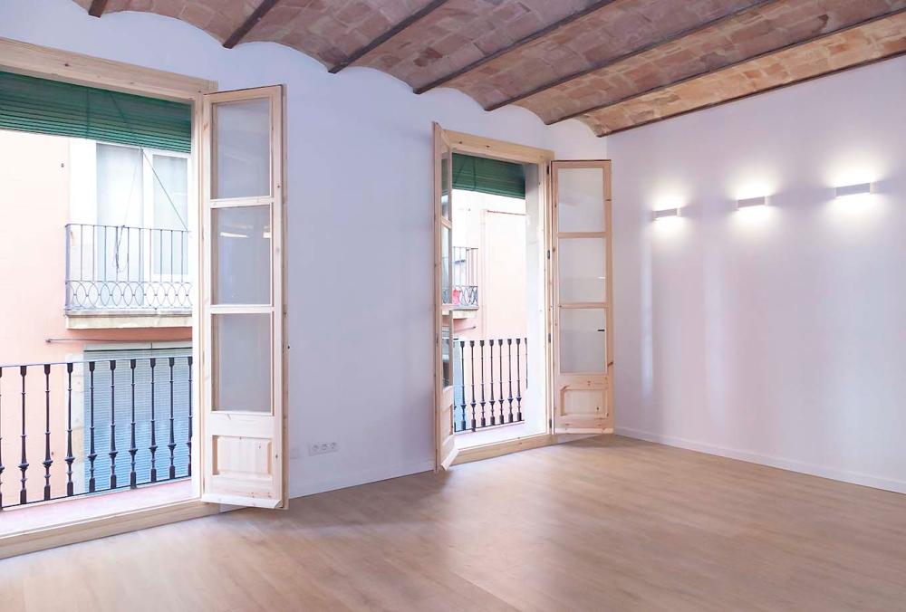  till salu lägenhet Ciutat Vella-Raval Barcelonès 8