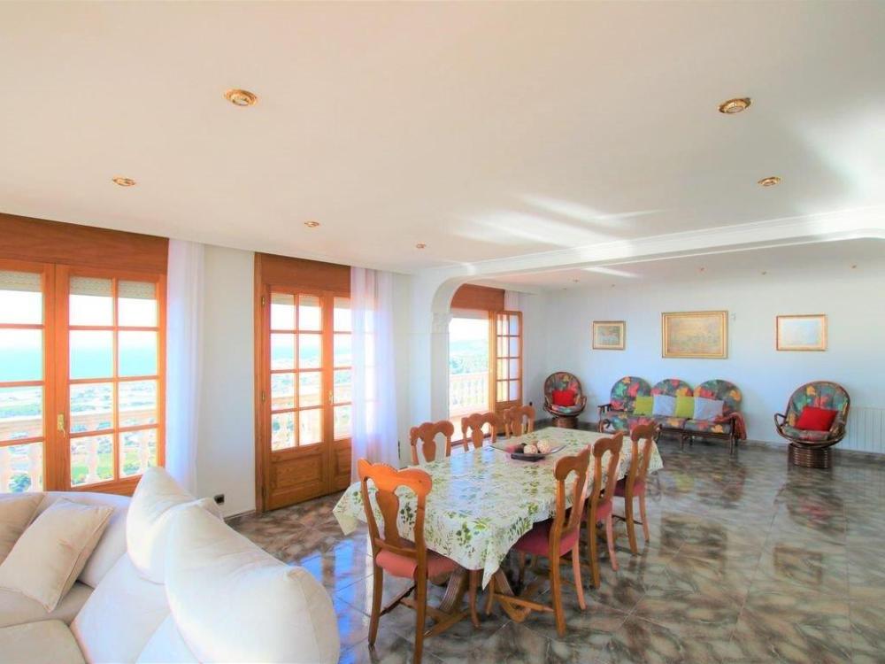  till salu hus Santa Susanna Maresme 8