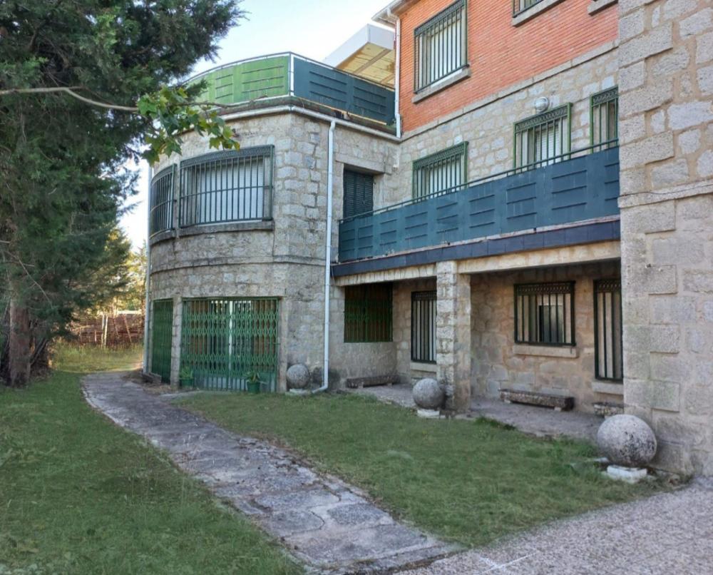  till salu villa Lozoyuela Sierra Norte 8