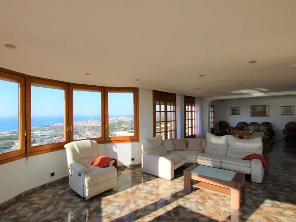  till salu hus Santa Susanna Maresme 9