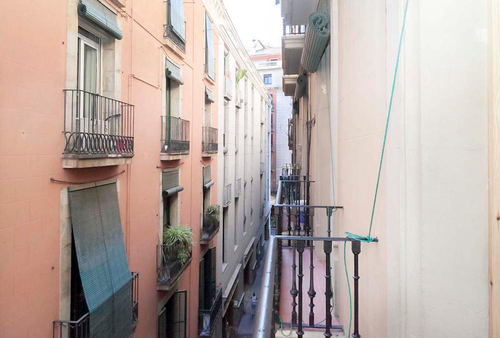  till salu lägenhet Ciutat Vella-Raval Barcelonès 33