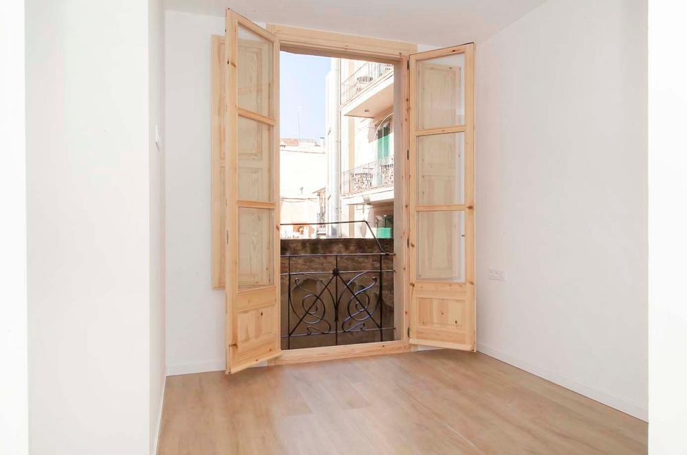  till salu lägenhet Ciutat Vella-Raval Barcelonès 21