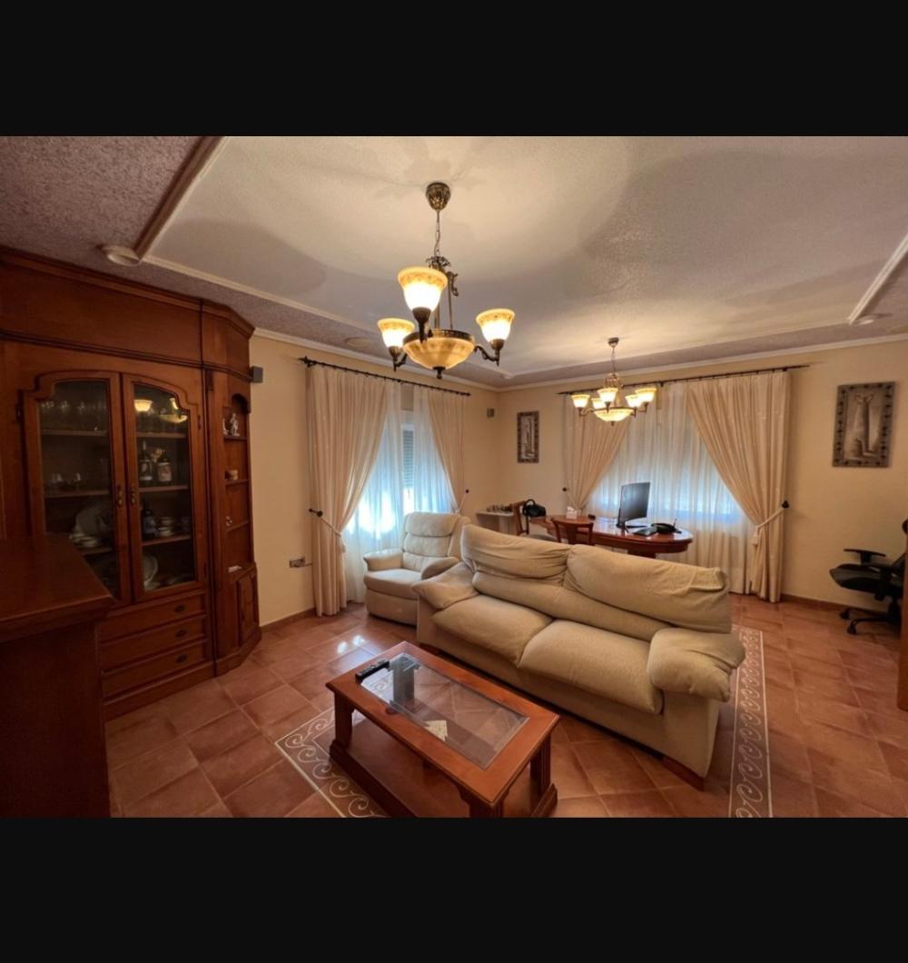 till salu villa La Umbria Oriental 8