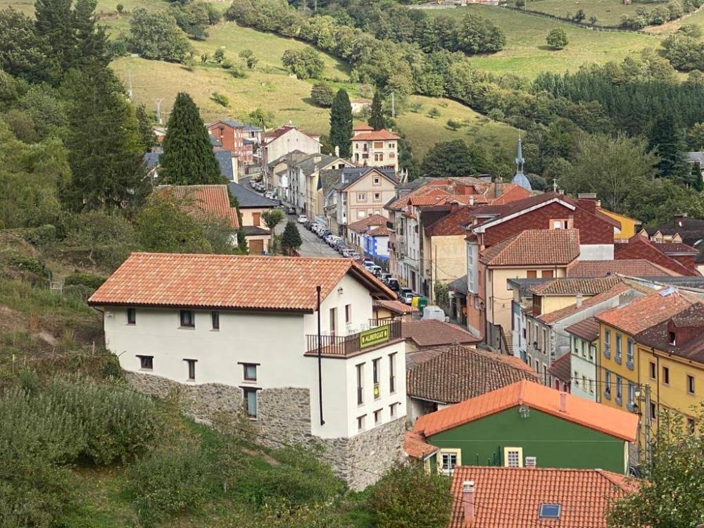  till salu hotell Pola De Allande Narcea 2