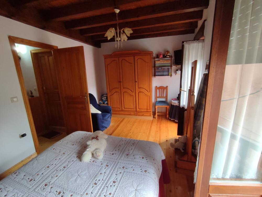  till salu hus Trescares Oriente 13