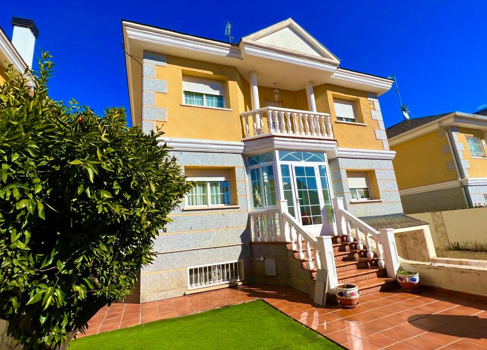  till salu villa Arroyomolinos Sur 2