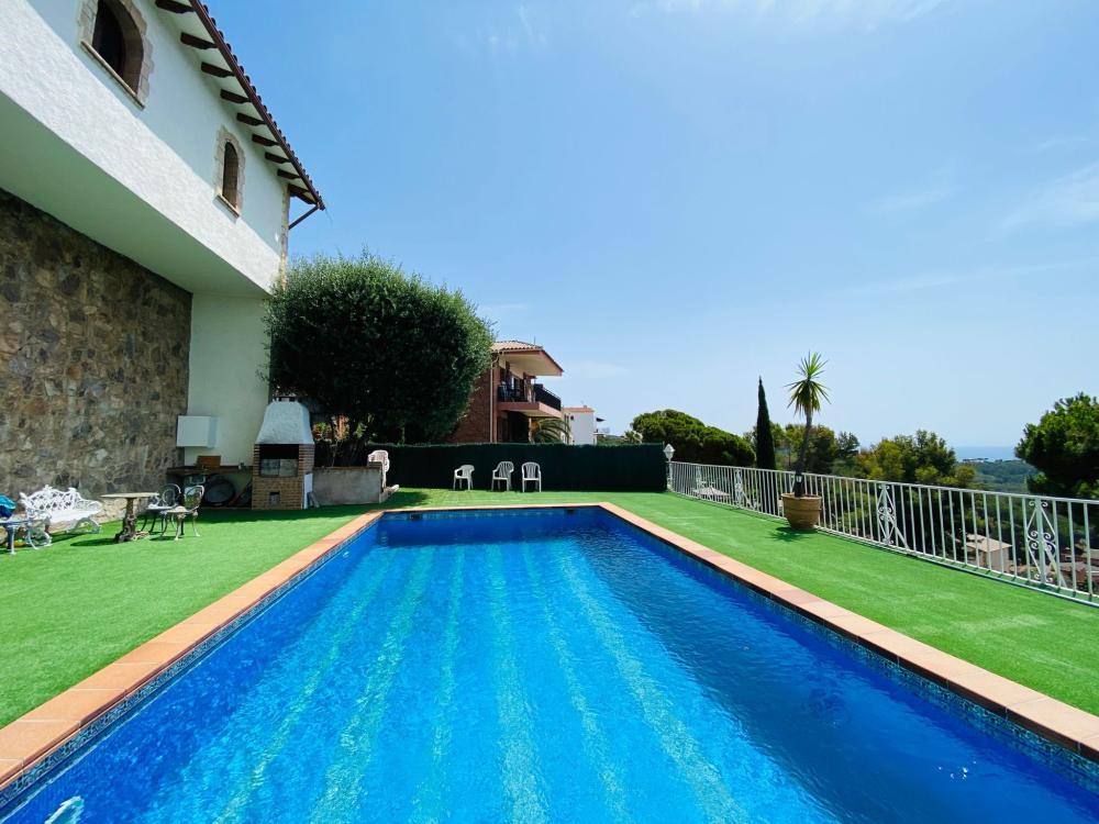  till salu hus Lloret De Mar Selva 13