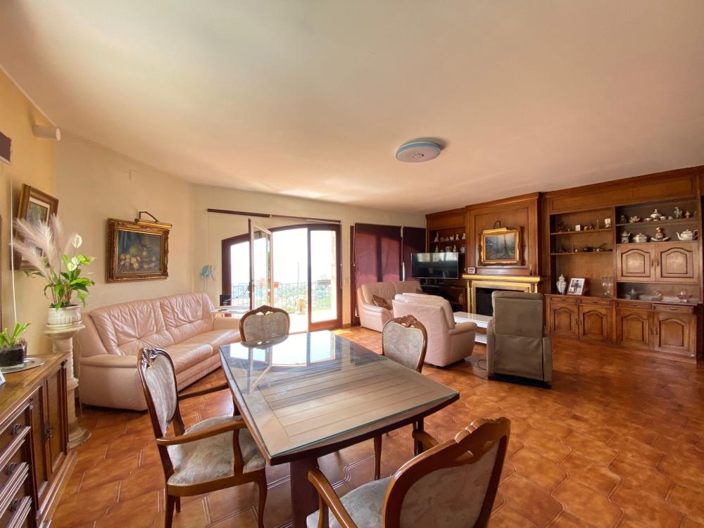  till salu hus Lloret De Mar Selva 10