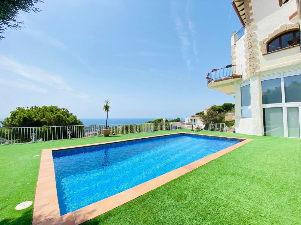  till salu hus Lloret De Mar Selva 30