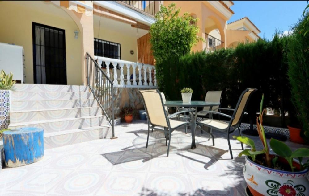  till salu radhus Playa Flamenca Baix Segura 4