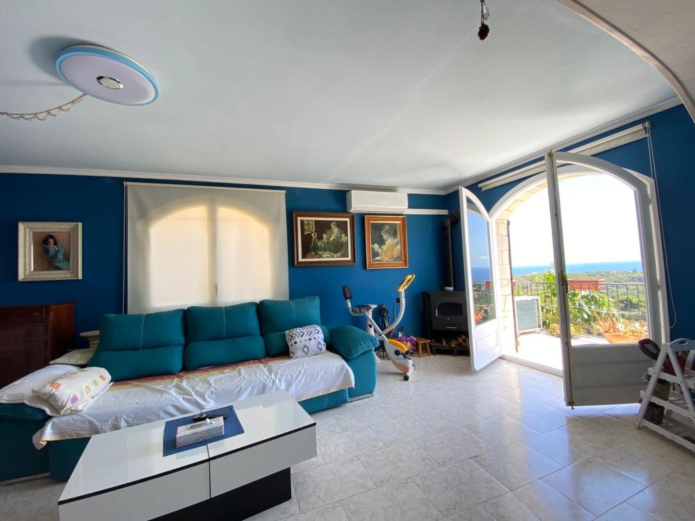  till salu hus Lloret De Mar Selva 3