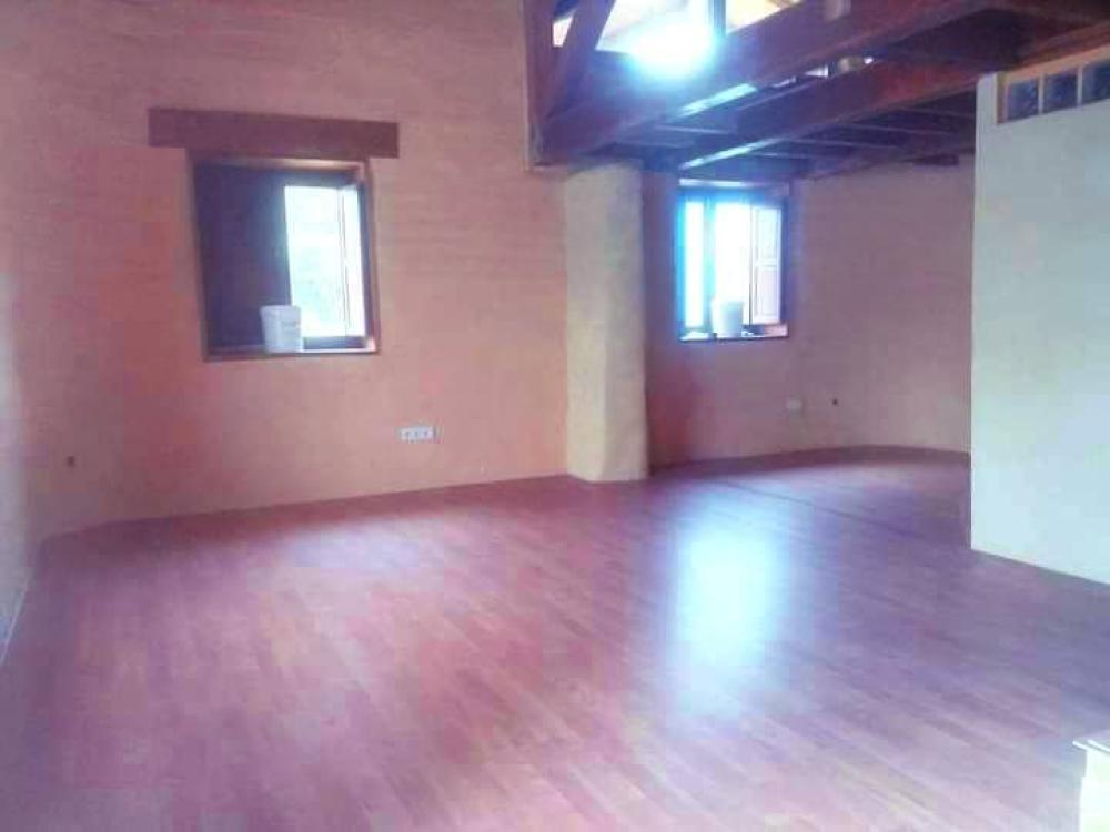 till salu hus El Remedio Oviedo 3