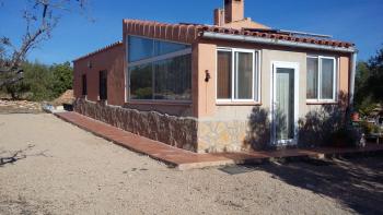 L''ampolla Baix Ebre hus på landet foto 6056603
