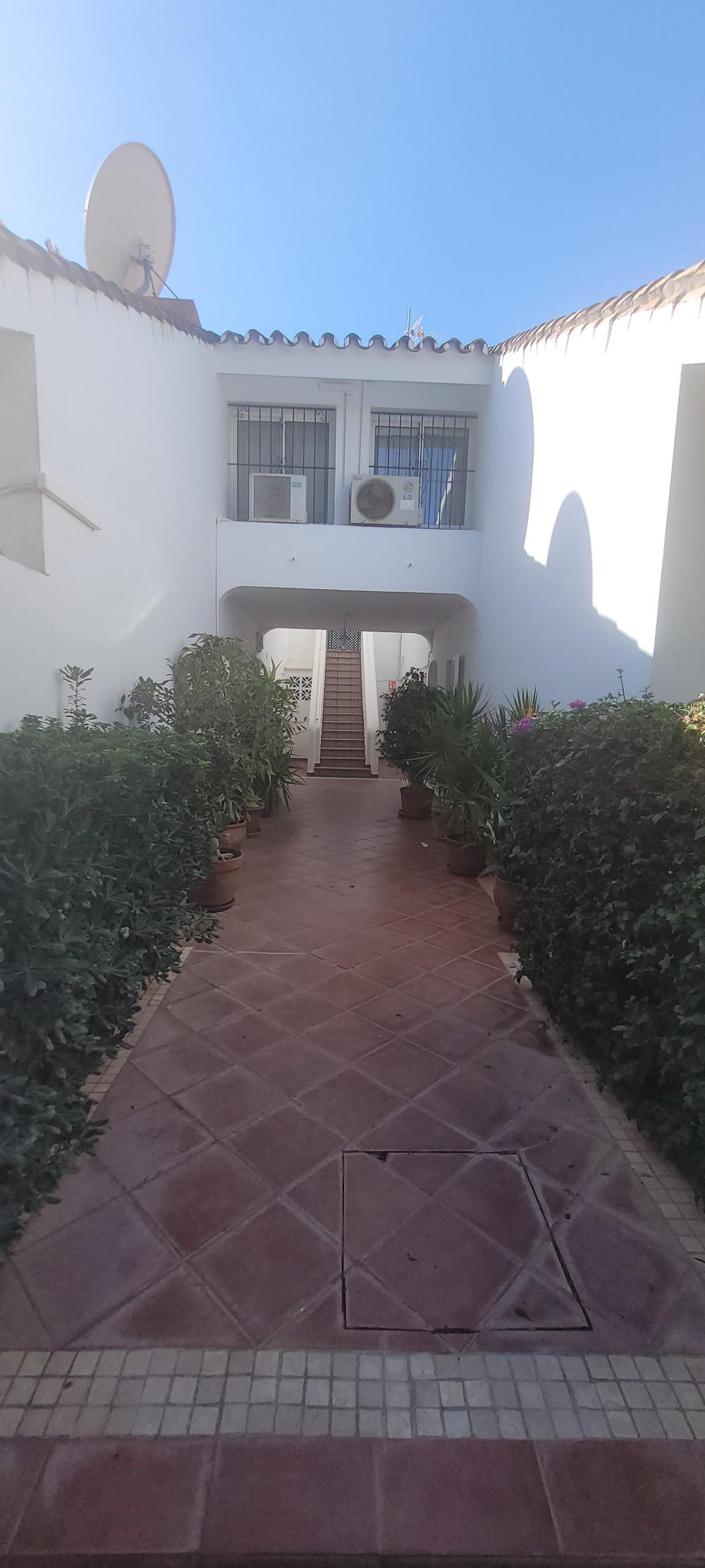  till salu radhus Nueva Andalucía Costa Del Sol Occidental 23