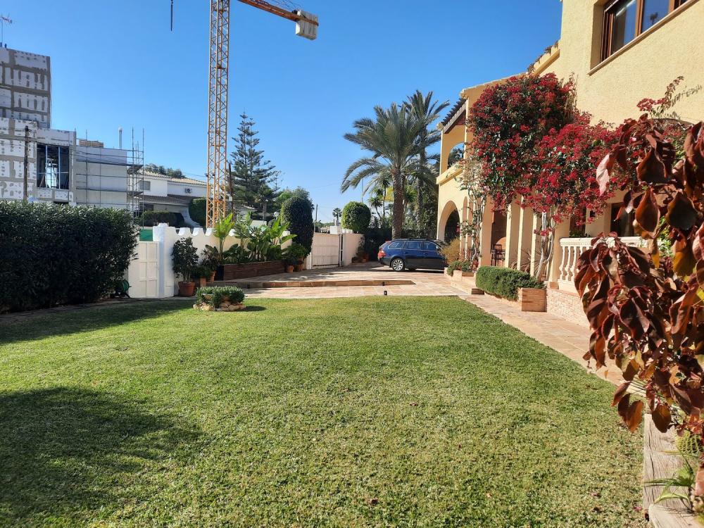  till salu villa El Campello Alacantí 45