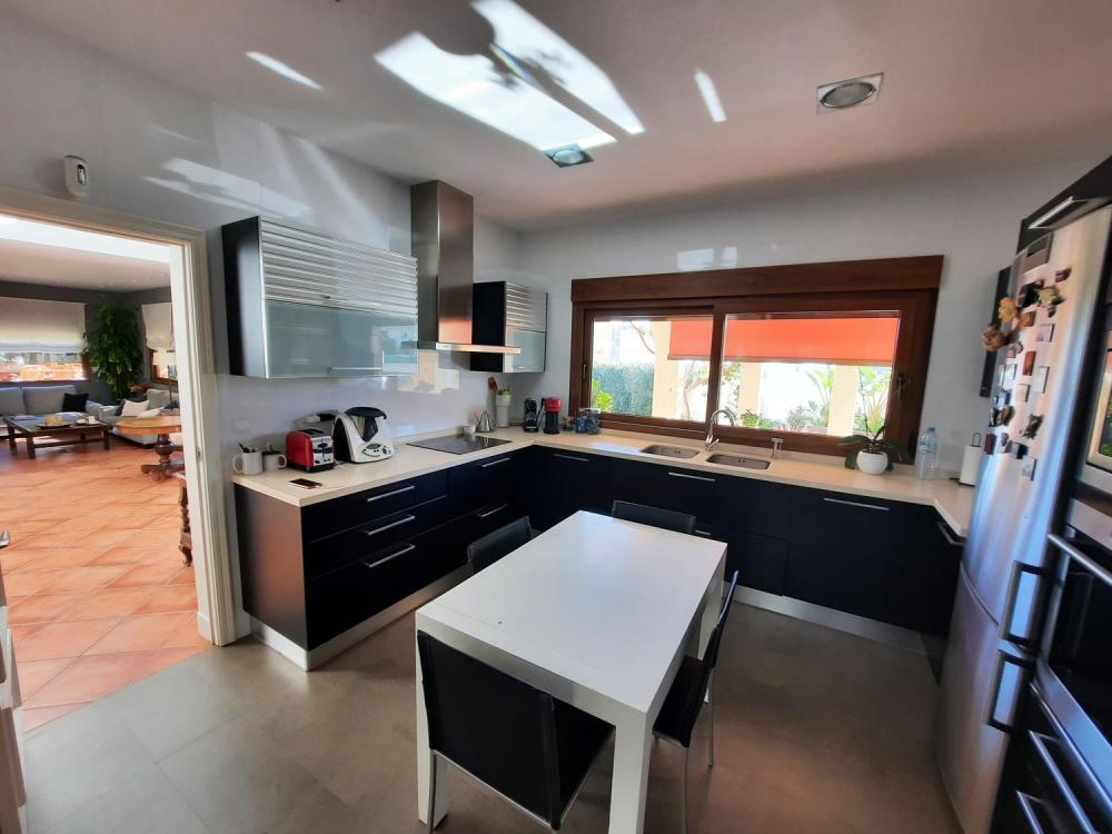  till salu villa El Campello Alacantí 21