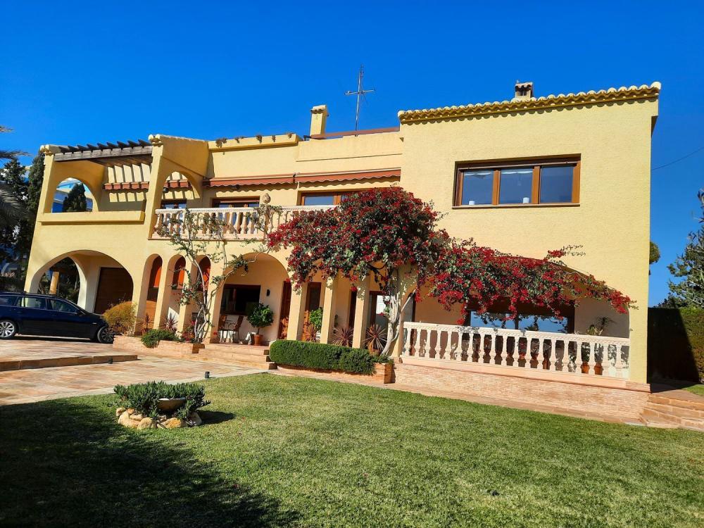  till salu villa El Campello Alacantí 2