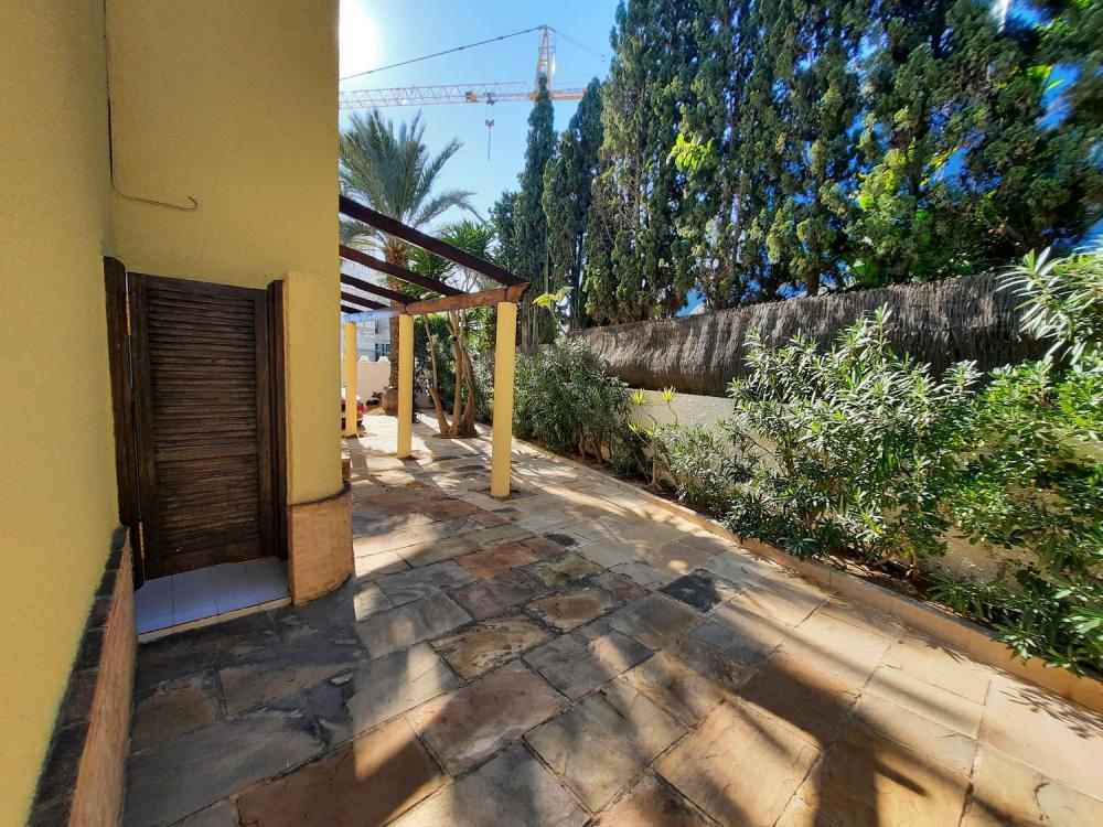  till salu villa El Campello Alacantí 46
