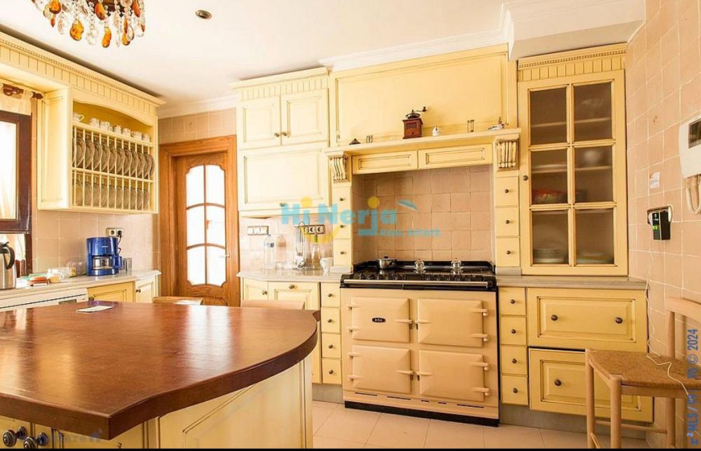  till salu villa Nerja Axarquía 6