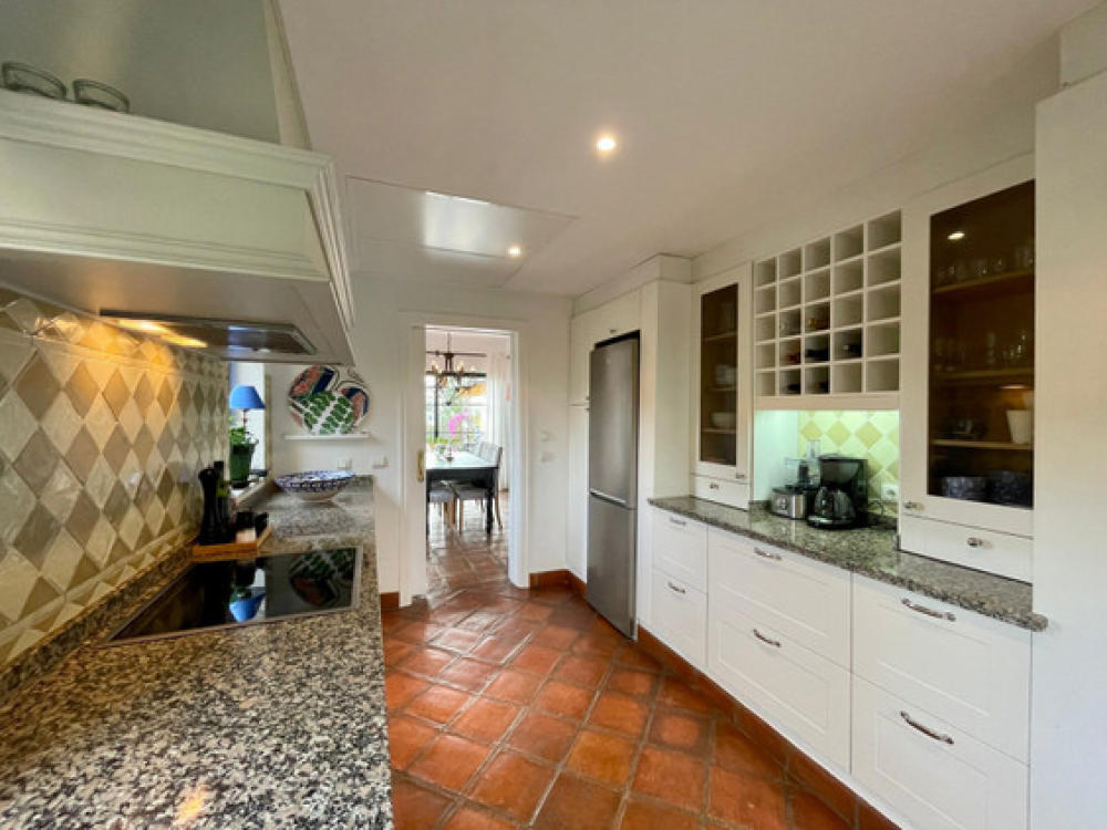  till salu parhus Calahonda Costa Del Sol Occidental 21