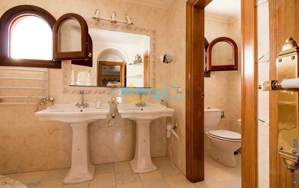  till salu villa Nerja Axarquía 15