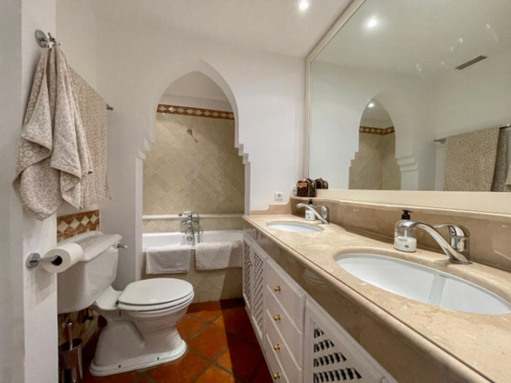  till salu parhus Calahonda Costa Del Sol Occidental 27