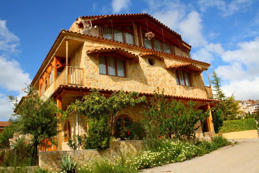  till salu hus Horta De Sant Joan Terra Alta 1