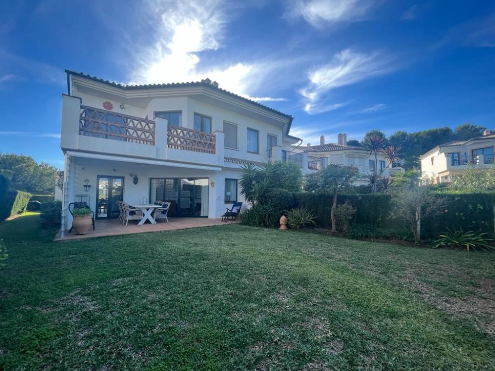  till salu parhus Calahonda Costa Del Sol Occidental 4
