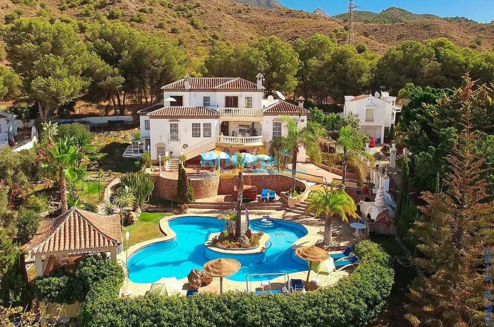  till salu villa Nerja Axarquía 19