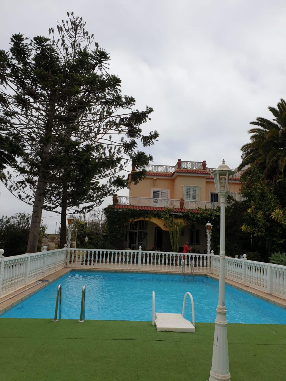  till salu villa Cambalud Área Norte 24