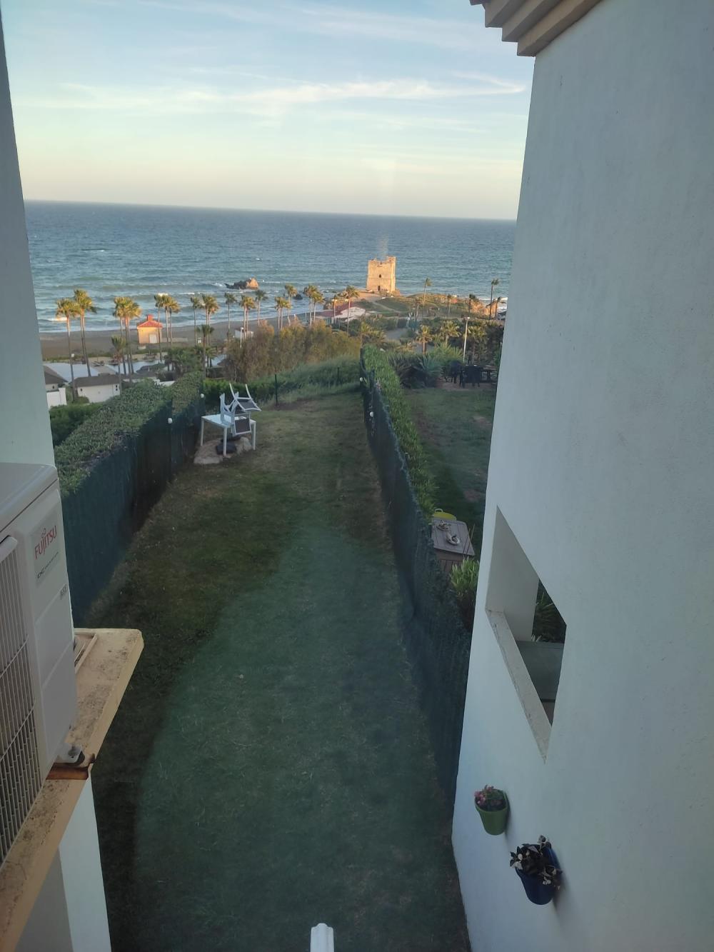  till salu radhus Bahía De Casares Costa Del Sol Occidental 4