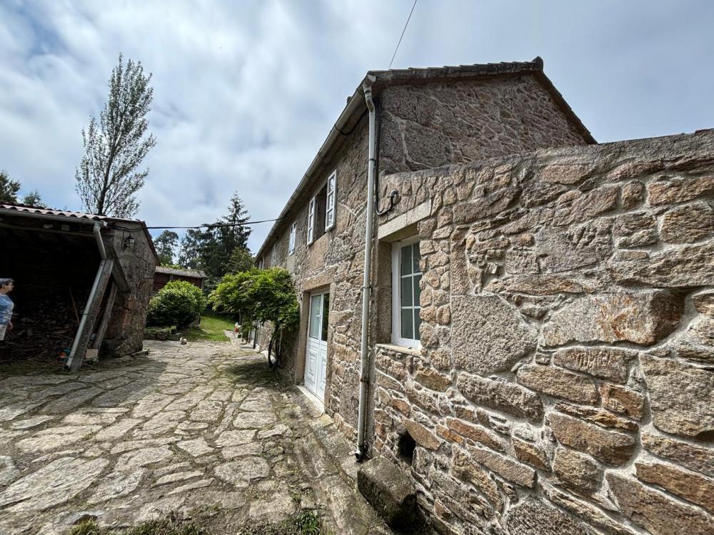  till salu hus Mesego Caldas 2