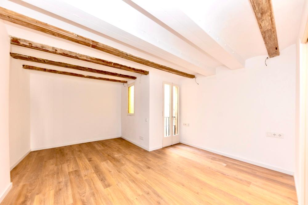  till salu lägenhet Ciutat Vella-Sant Pere-Santa Caterina-El Born Barcelonès 6